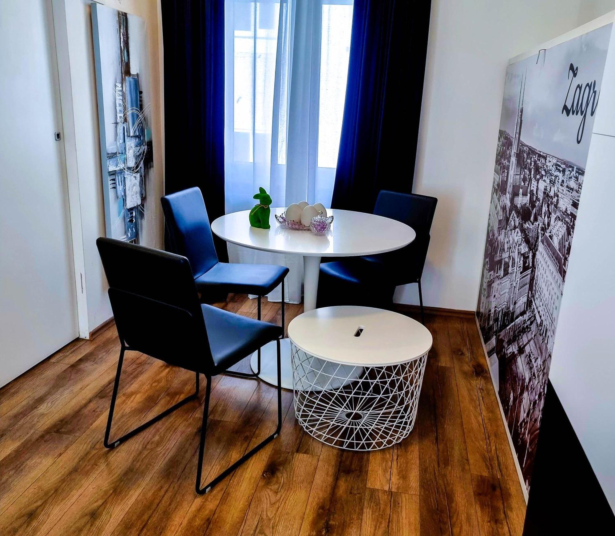 זאגרב Octagon Main Square Apartment מראה חיצוני תמונה