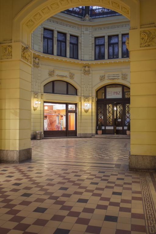 זאגרב Octagon Main Square Apartment מראה חיצוני תמונה